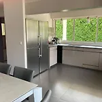Vila Beautiful Villa, 8p, Comfort, Quiet, Beaches And Center