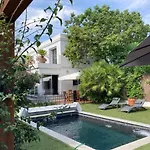 Beautiful Villa, 8p, Comfort, Quiet, Beaches And Center Vila