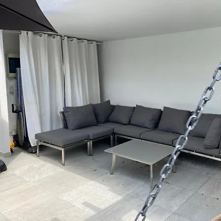 Beautiful Villa, 8p, Comfort, Quiet, Beaches And Center Villa