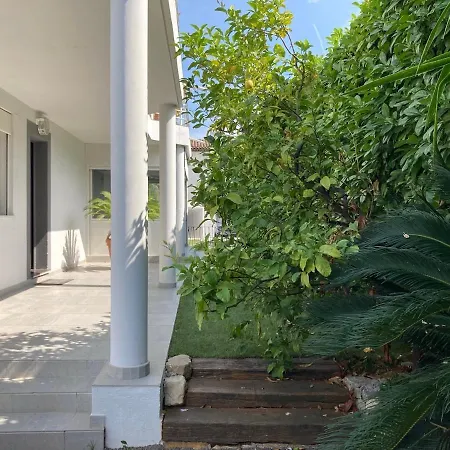 Beautiful Villa, 8p, Comfort, Quiet, Beaches And Center