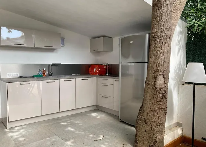 Beautiful Villa, 8p, Comfort, Quiet, Beaches And Center